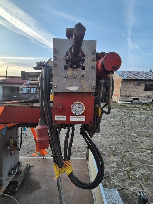 Maszyna do gięcia  metalu rur ksztaltownika