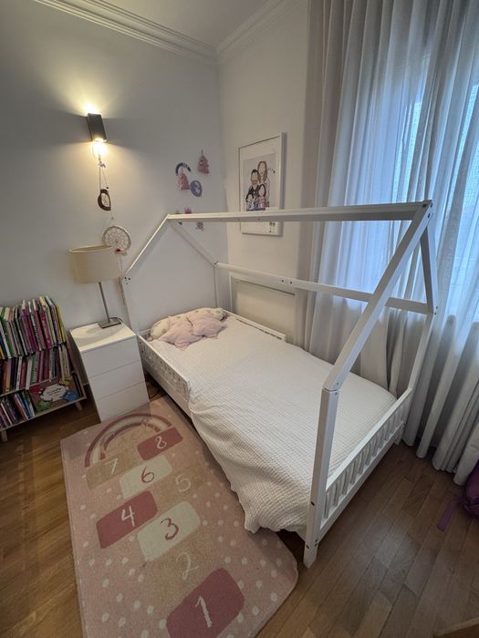 Cama Montessori infantil - bom estado