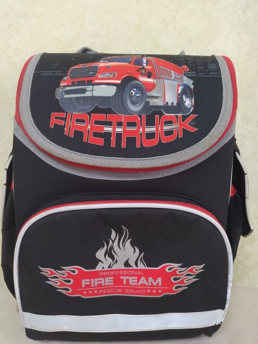 Рюкзак ортопедичний Kite портфель шкільний Кайт для хлопчика 1-4 клас