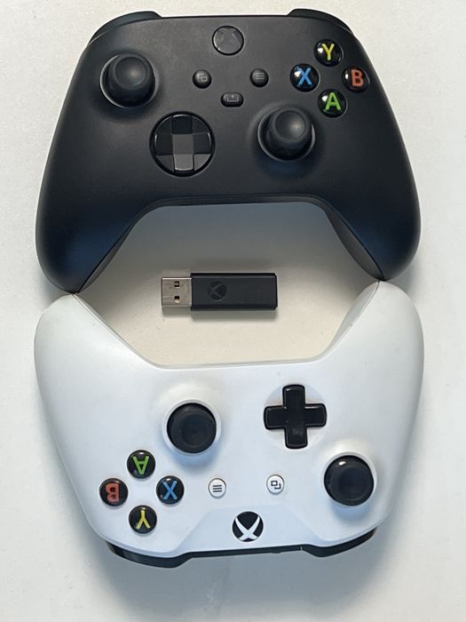 Геймпади Xbox One, Xbox series та Xbox Wireless Adapter for Windows