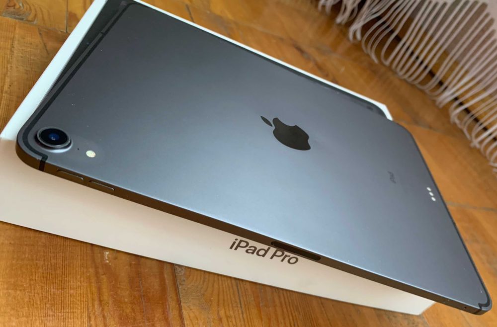Apple iPad Pro 11 64gb 4G Wi-Fi Cellular гарний стан