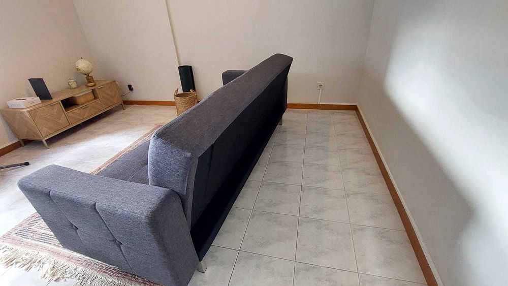 Sofá-cama 3 lugares - Conforama - Medida: 2,20x0,80