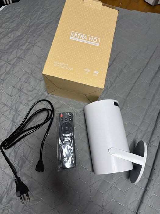 Проектор HY300