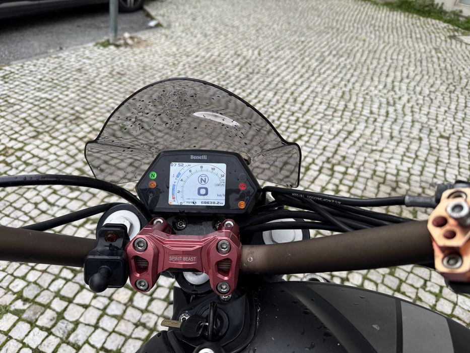 Benelli 502c recém revisada e pneus novos