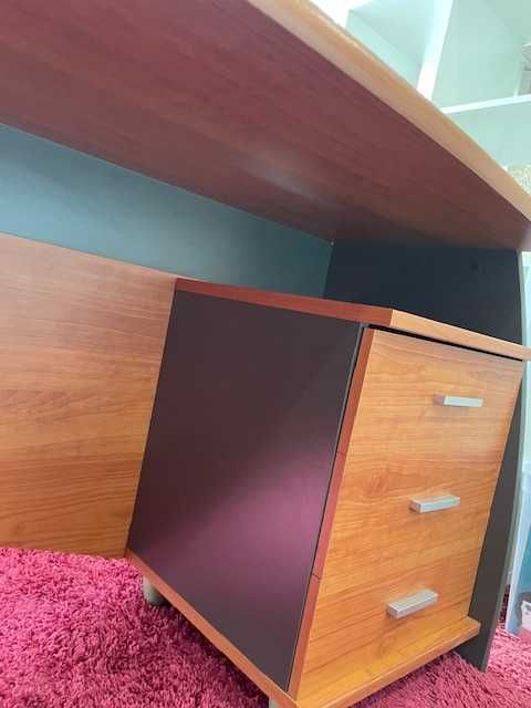 Secretária de escritório