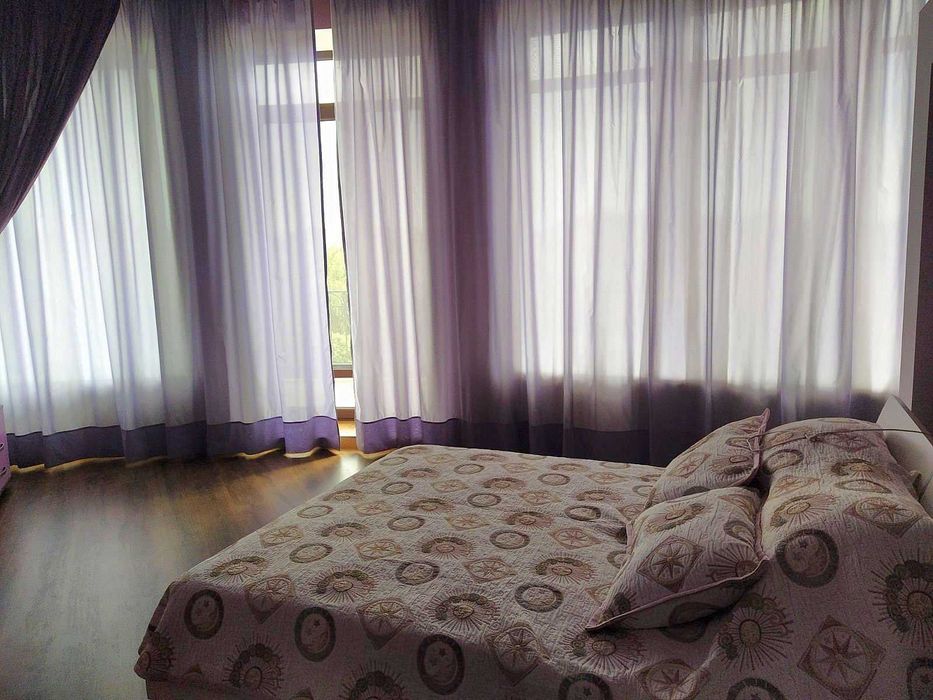 с апреля и на лето! Дом с бассейном Совиньон