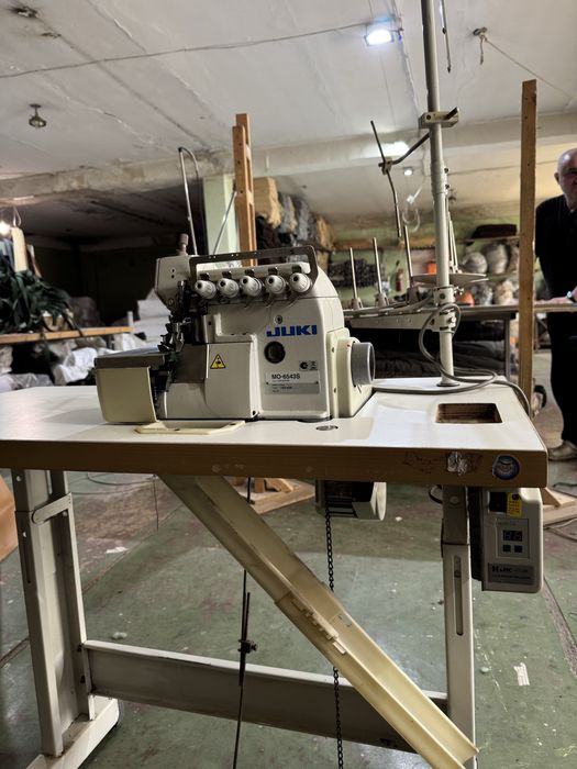 Промисловий 5-нитковий оверлок JUKI MO-6543S + серводвигун