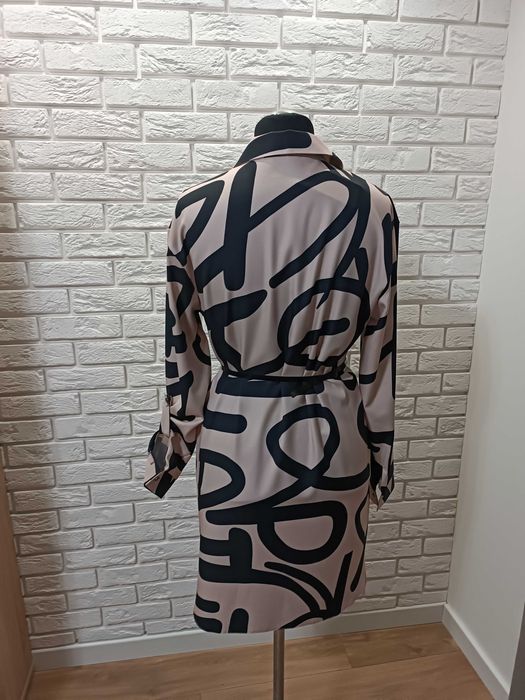 Elegancka koszula damska z paskiem