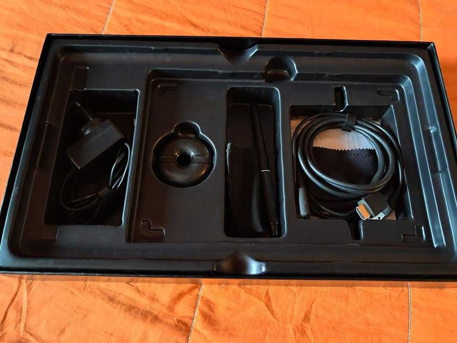 HUION Kamvas Pro 13 – Mesa Digitalizadora com Ecrã + Acessórios