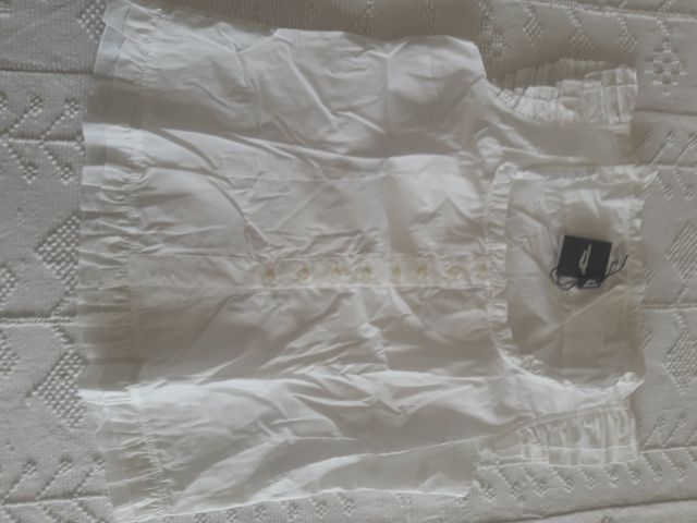 Elegante Blusa Branca