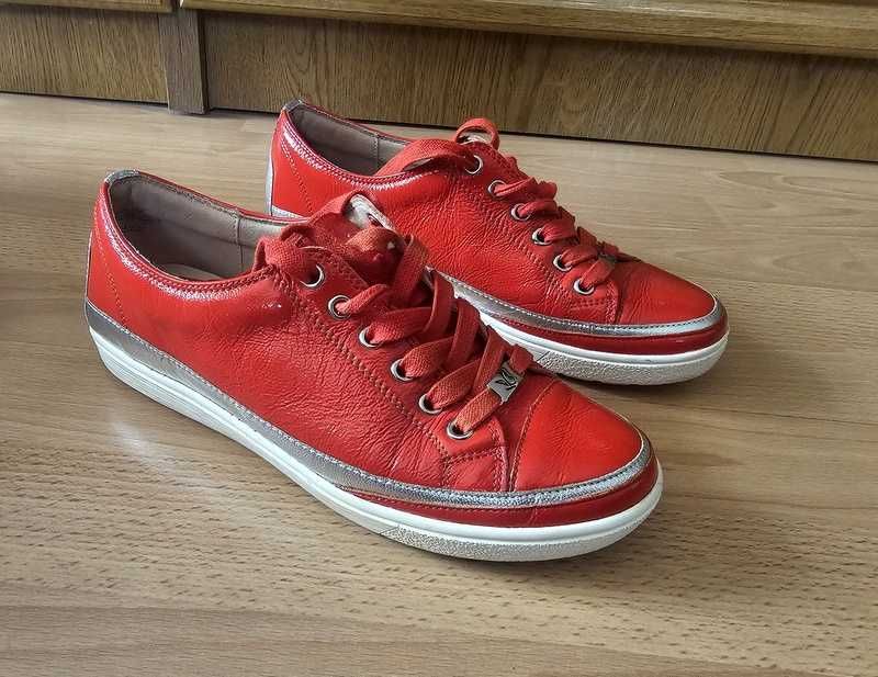 Sneakersy skórzane Caprice 38(24,5cm) czerwone