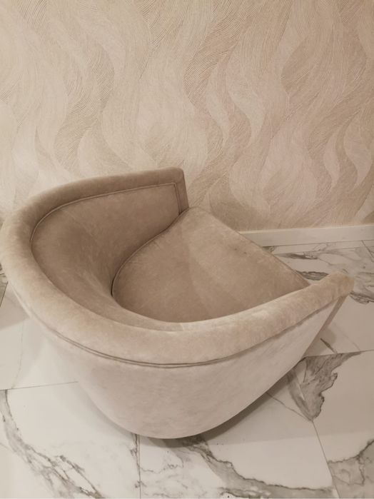 2 cadeiroes Beje - Design