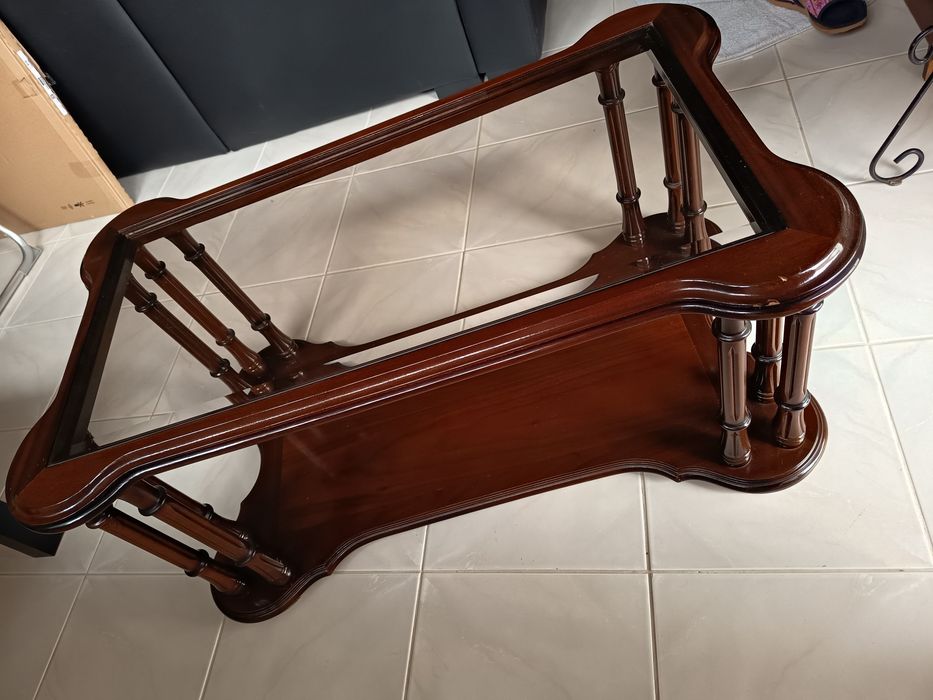 Mesa de apoio a sofás