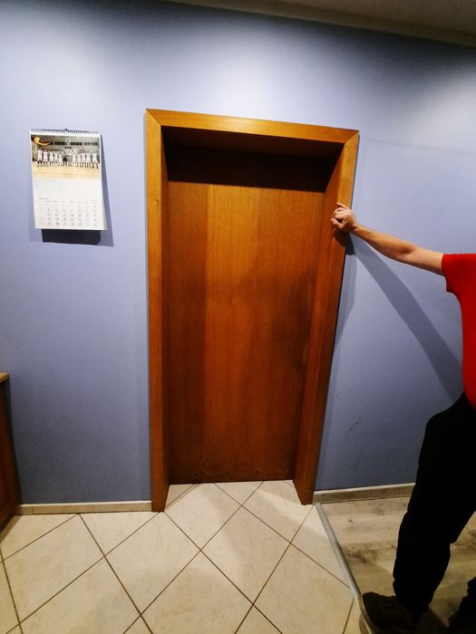 Drzwi przesuwne dębowe olejowane z ościeżnica