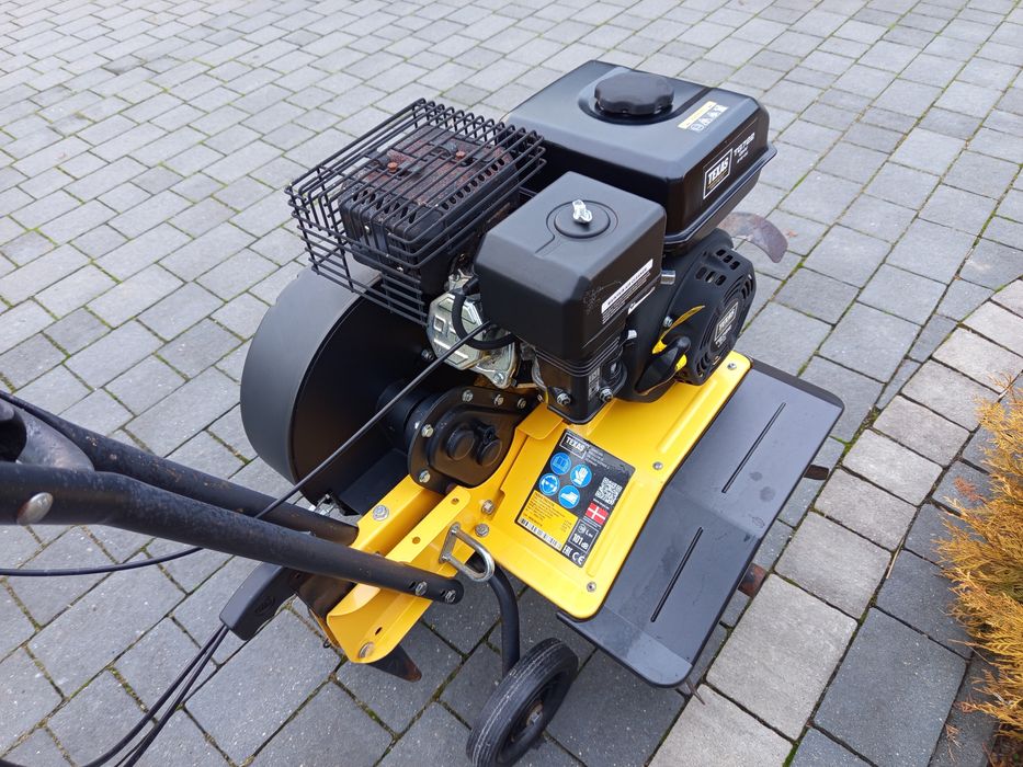 Glebogryzarka Spalinowa Texas TX 611 Husqvarna Honda Grillo