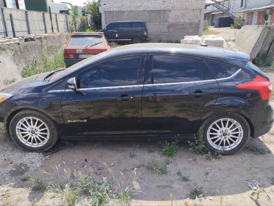 Разборка Ford Focus Electric Разборка Форд Фокус Электро Запчасти Форд