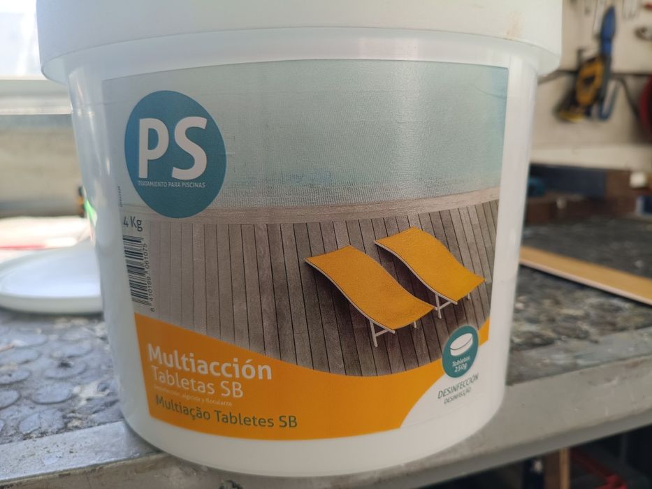Caixa de Cloro para piscina