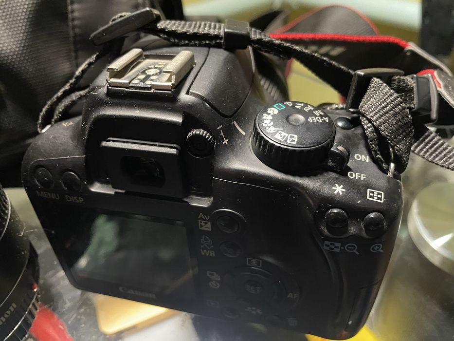 Canon eos rebel xs ( 2 обьктива) зеркалка( обмен\продажа)