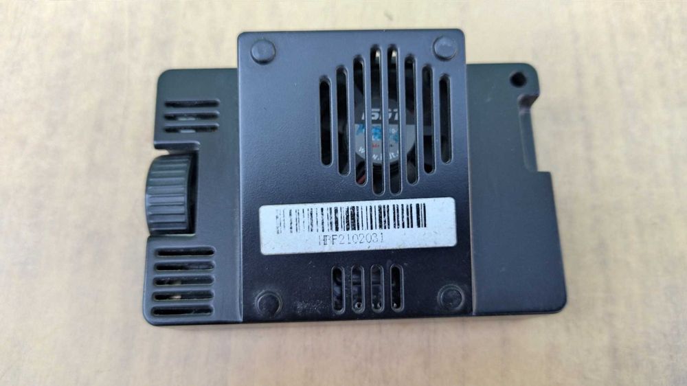 Универсальное знарядное устройство iSDT SC-608 150W 8A