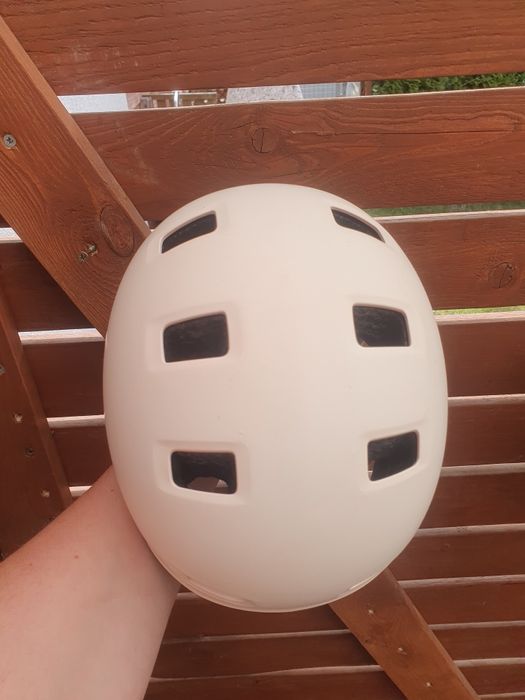 Kask firmy oxelo decathlon