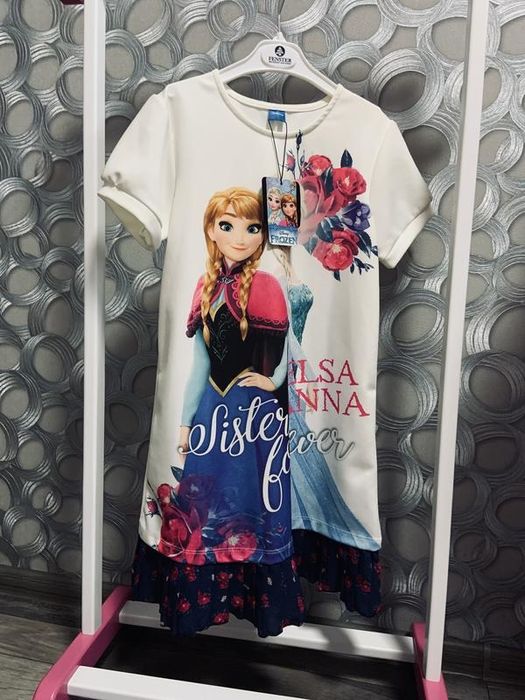 Итальянское платье серии Frozen Disney Холодное серце Piazza Italia.