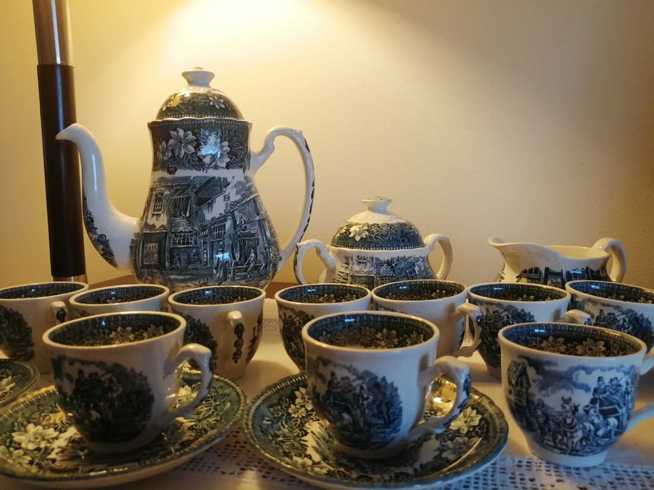 Serviço de café inglês antigo