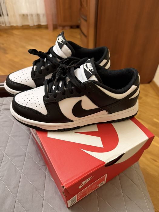 Кросівки Nike. 37.5. Оригінал. Проліт.