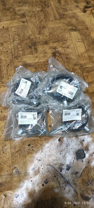 Obejmy uchwyty do rur