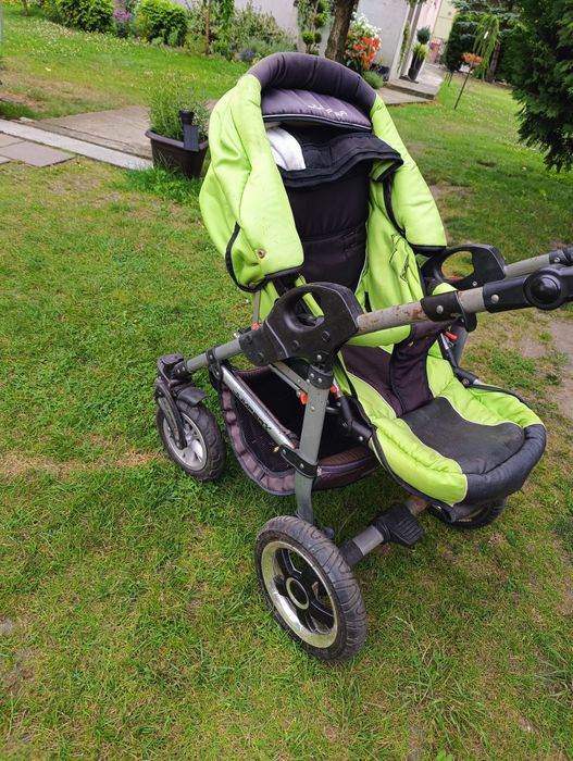 Wózek plus gondola i nosidełko