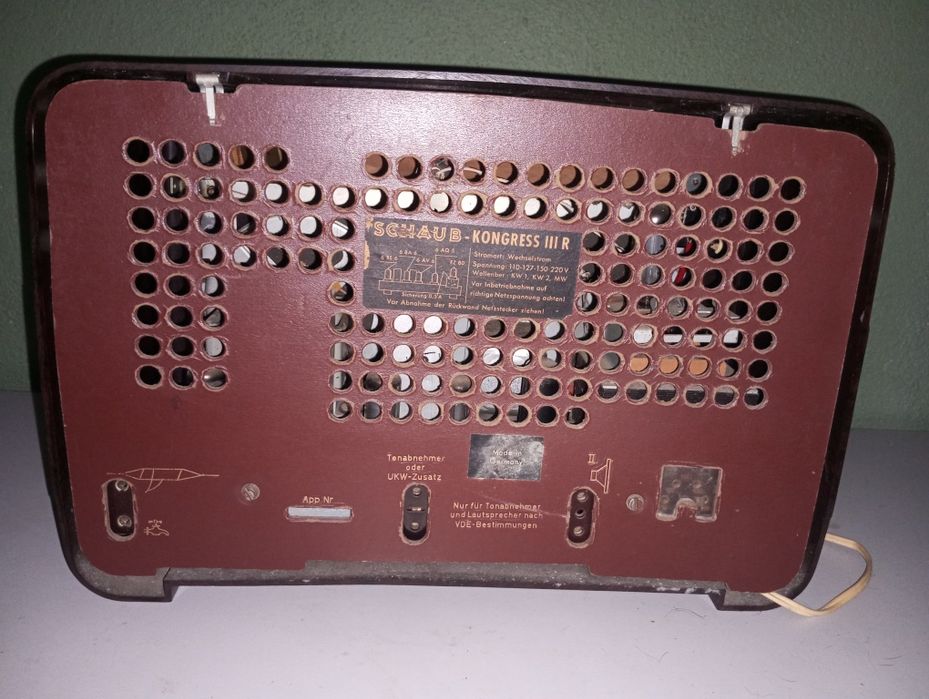 Rádio Schaub Kongress III R (1952) - a funcionar