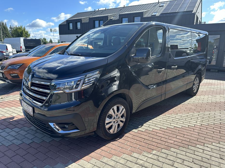 Wynajem Bus 9- osobowy. Renault Trafic 2,0 Dci Moc 150 KM. 2024 rok