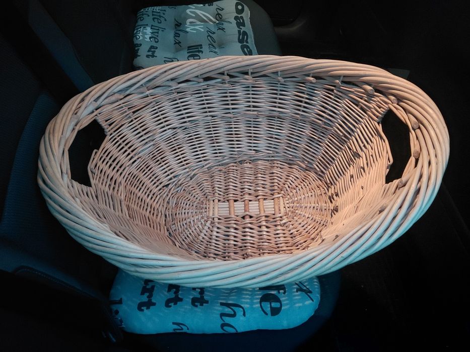 Nowy Koszyk  wiklinowy na pranie