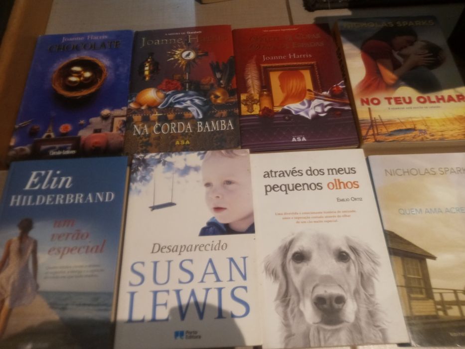 Vários livros, vários autores