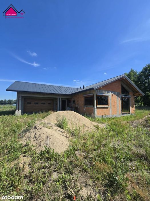 Dom przy lesie,  działka 2173 m², blisko jeziora