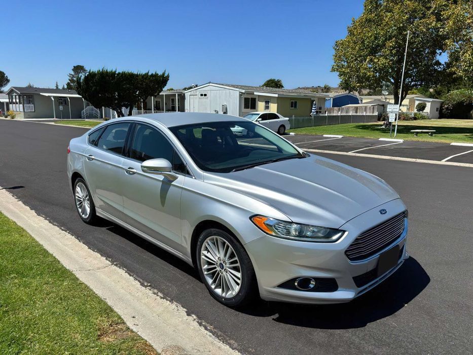 Ford Fusion SE      2014