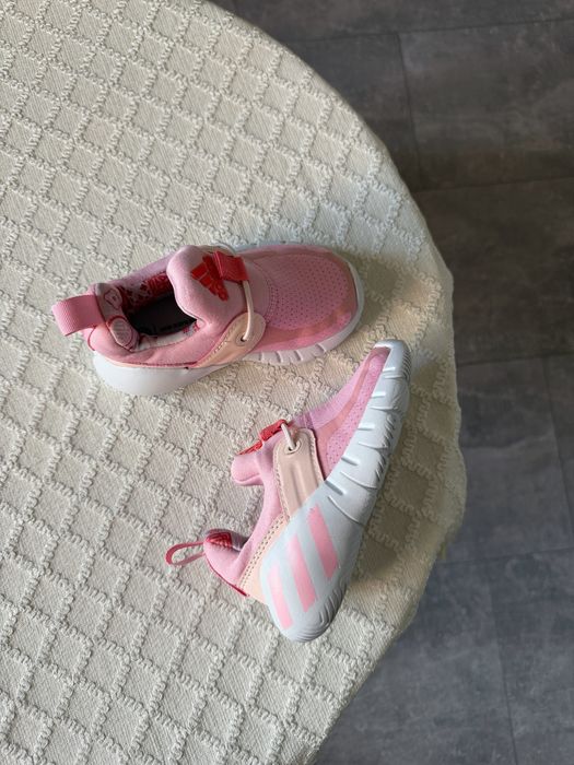кросівки adidas оригінал