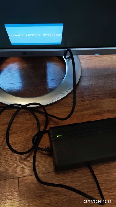 Monitor komputerowy Flatron L1970HR-BF z zasilaczem lub bez. Okazja