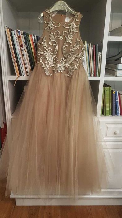 Vendo vestido de cerimônia lindíssimo