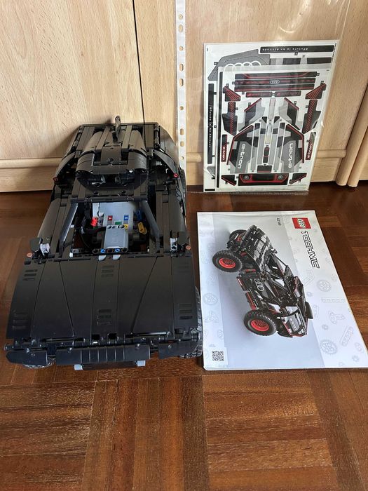 Lego 42160 Audi RS Q e-tron