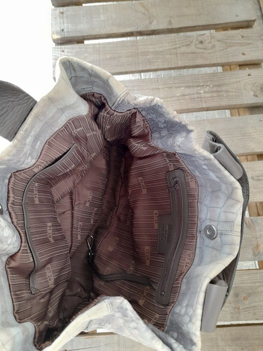 Mala de senhora em pele