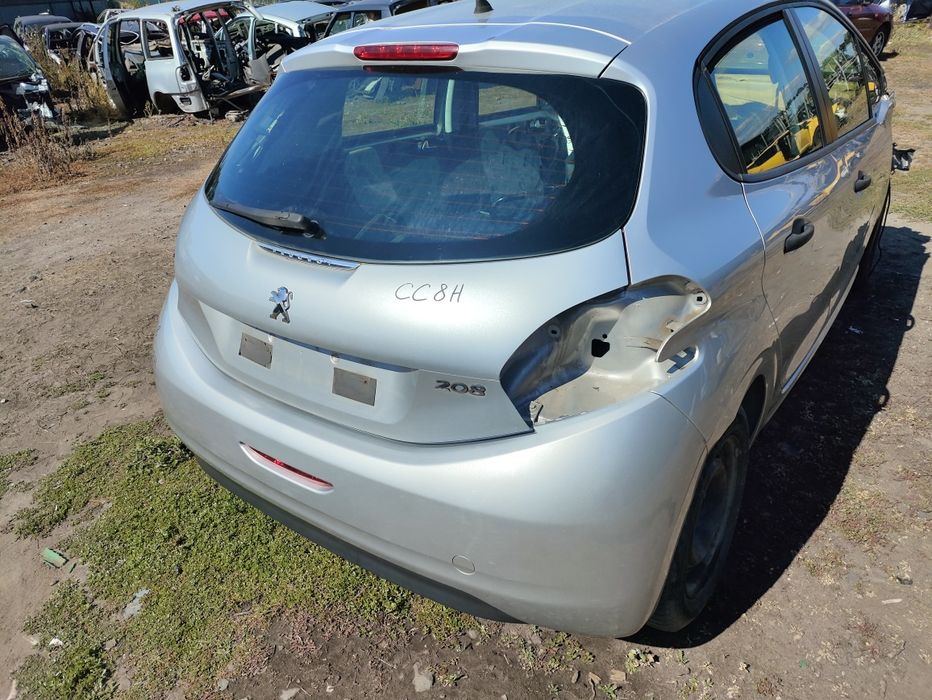 Peugeot 208 2012-2019 кришка багажника колір срібний CC8H