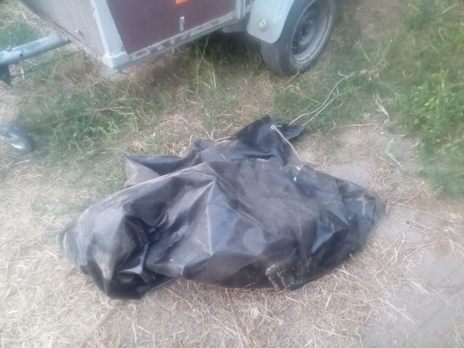 Vende se Reboque