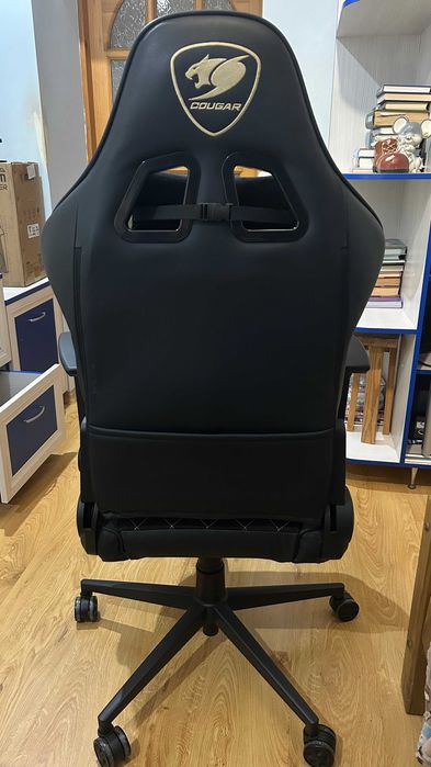 Продам крісло геймерське Cougar ARMOR ONE V2 GOLD F