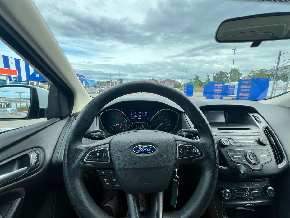 Продаж Ford Focus 2.0 бензин автомат 2016 рік