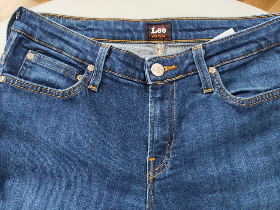 Męskie spodnie firmy LEE