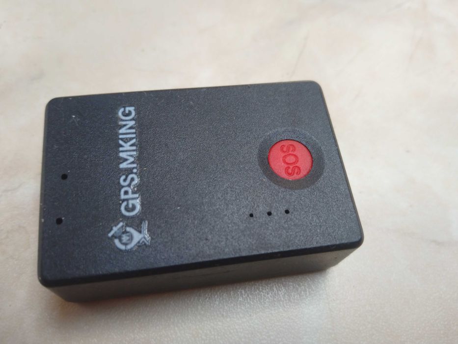Lokalizator GPS MKX50A MKING dla psa / kota / auta (ładowanie przez USB-C, wytrzymała bateria)