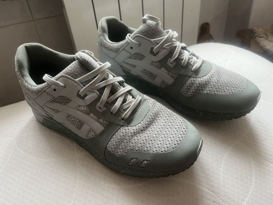 Нові кросівки ASICS gel