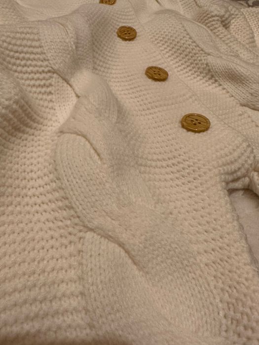 Dzianinowy pajacyk niemowlęcy