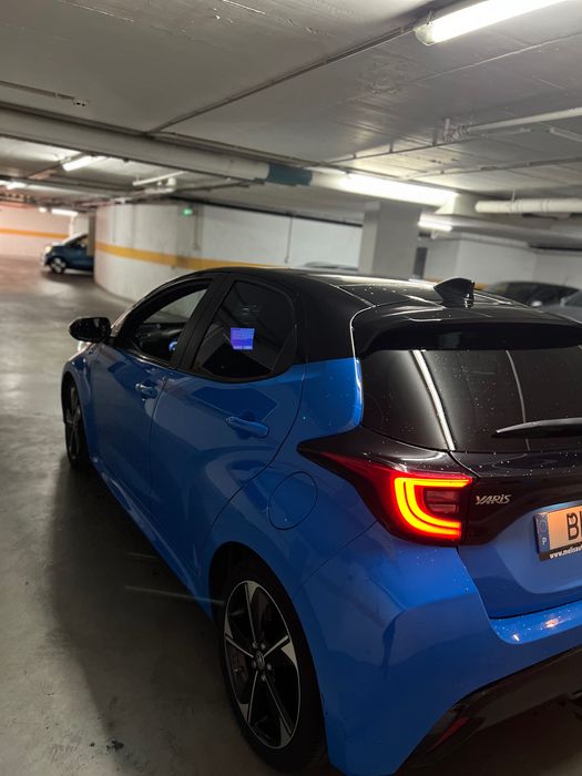 Toyota Yaris Hybrid Versão Luxury Full Extras
