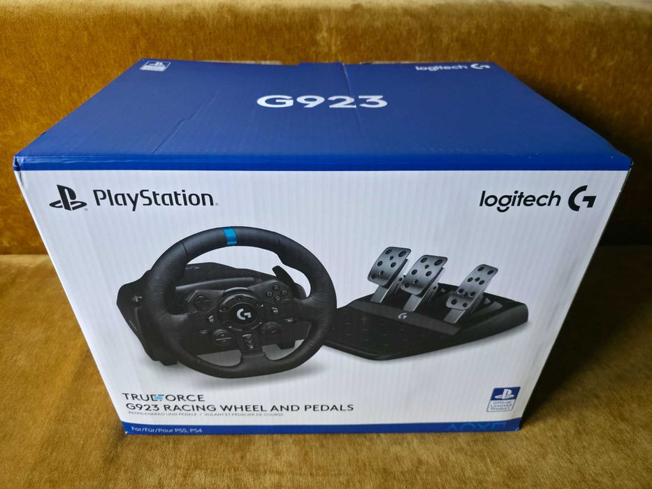 Logitech G923 Trueforce PlayStation & PC kierownica i pedały